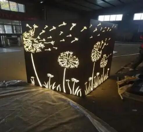 红古耐候钢灯箱